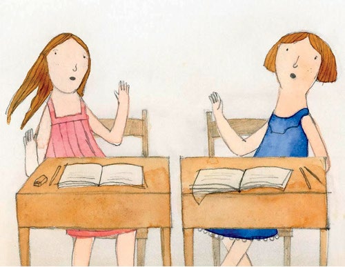 Illustration du court métrage Nul poisson où aller. Deux filles assises à un pupitre où se trouvent un cahier et un crayon nous regardent l’objectif et saluent de la main.