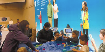 Photo de membres du personnel de l’Ordre à l’Expo parent-enfant d’Ottawa.