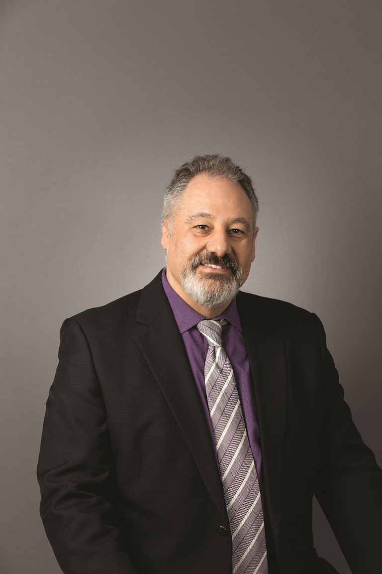 Photo du nouveau membre du conseil Vincent Rinaldo, enseignant agréé de l'Ontario.