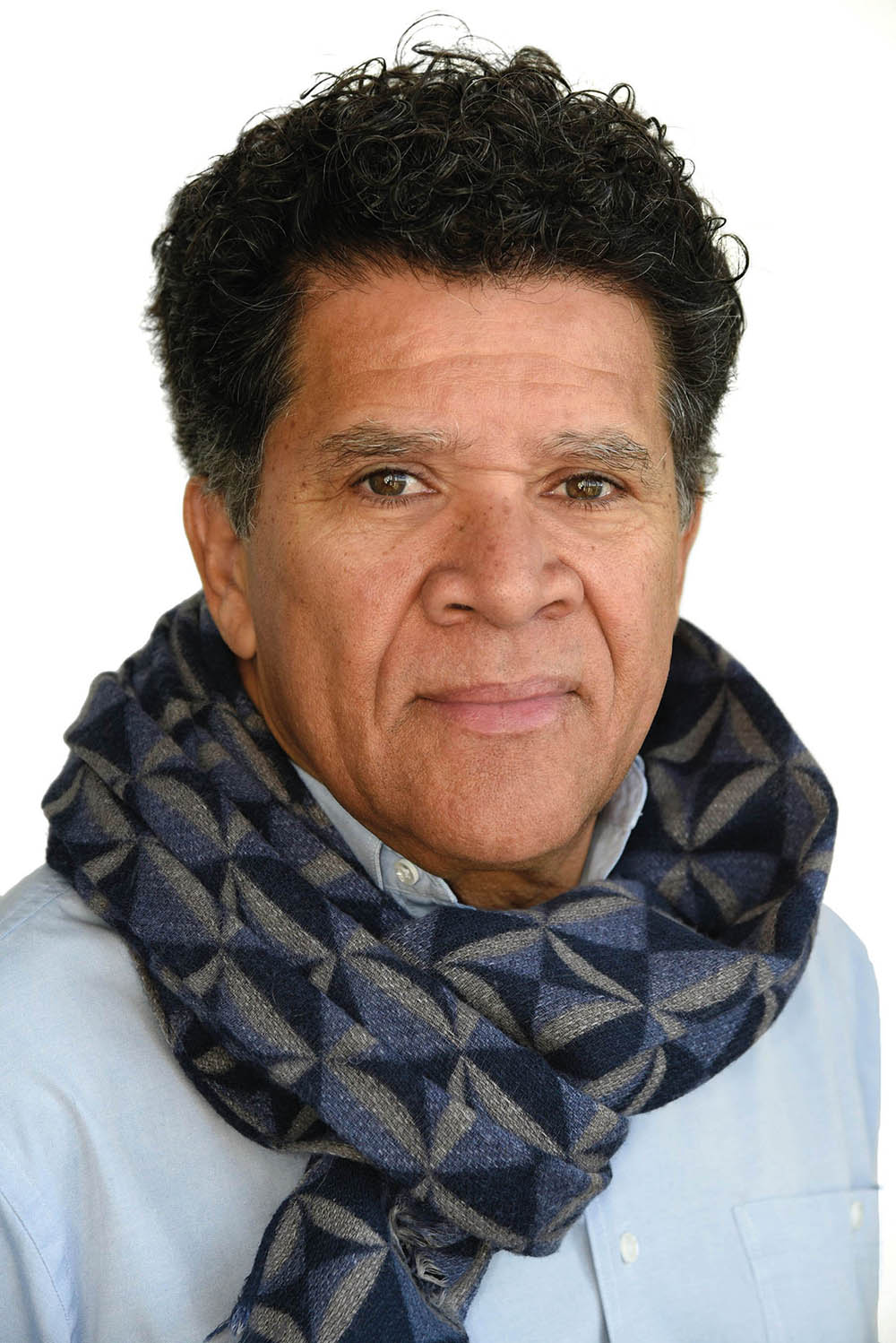 Gabriel Osson, auteur du livre Le jour se lèvera