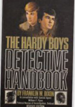 Photo : cover of the 'Hardy Boys Detective Handbook'.